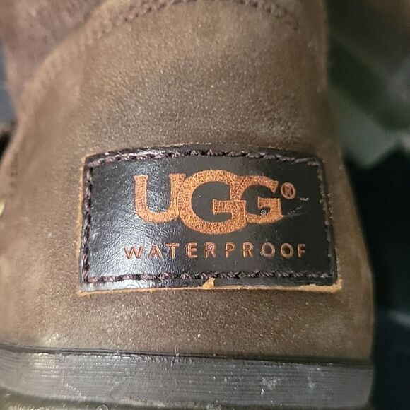 UGG THOMSEN STOUT WATER AND SNOW RESISTANT LEATHER BOOTS, SZ 8 - Picture 2 of 12